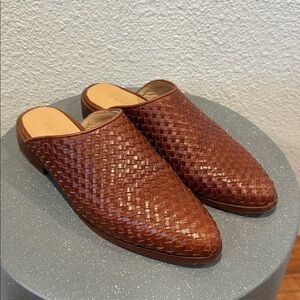 Nioslo - Brown Woven Leather Mules